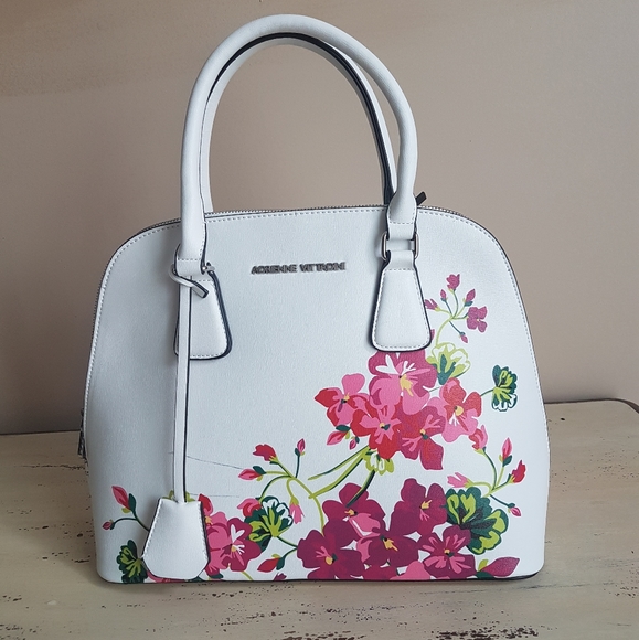 Adrienne Vittadini Handbags - 🦋Adrienne Vittadini🦋Gorgeous Summer Purse